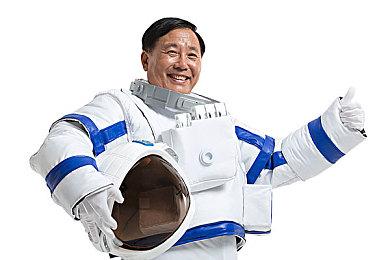 3DM速报：《最终幻想7》新作舅舅爆料 ，硬！《全战三国》加入PGP